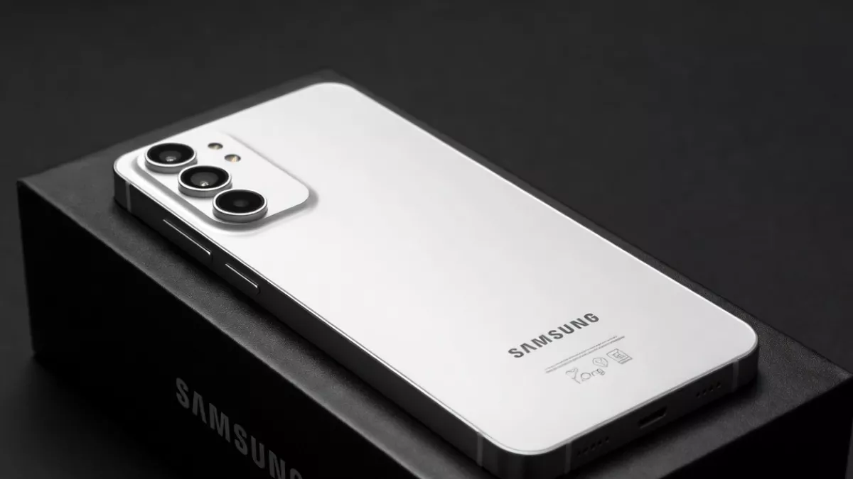Samsung Galaxy New Design Smartphone: 420MP Rear Camera, 12GB RAM for Just ₹14,999
